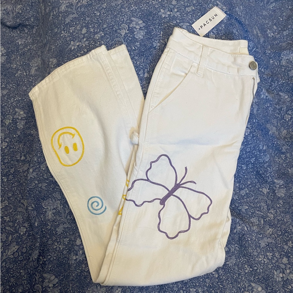 NWT PacSun, embroidered jeans